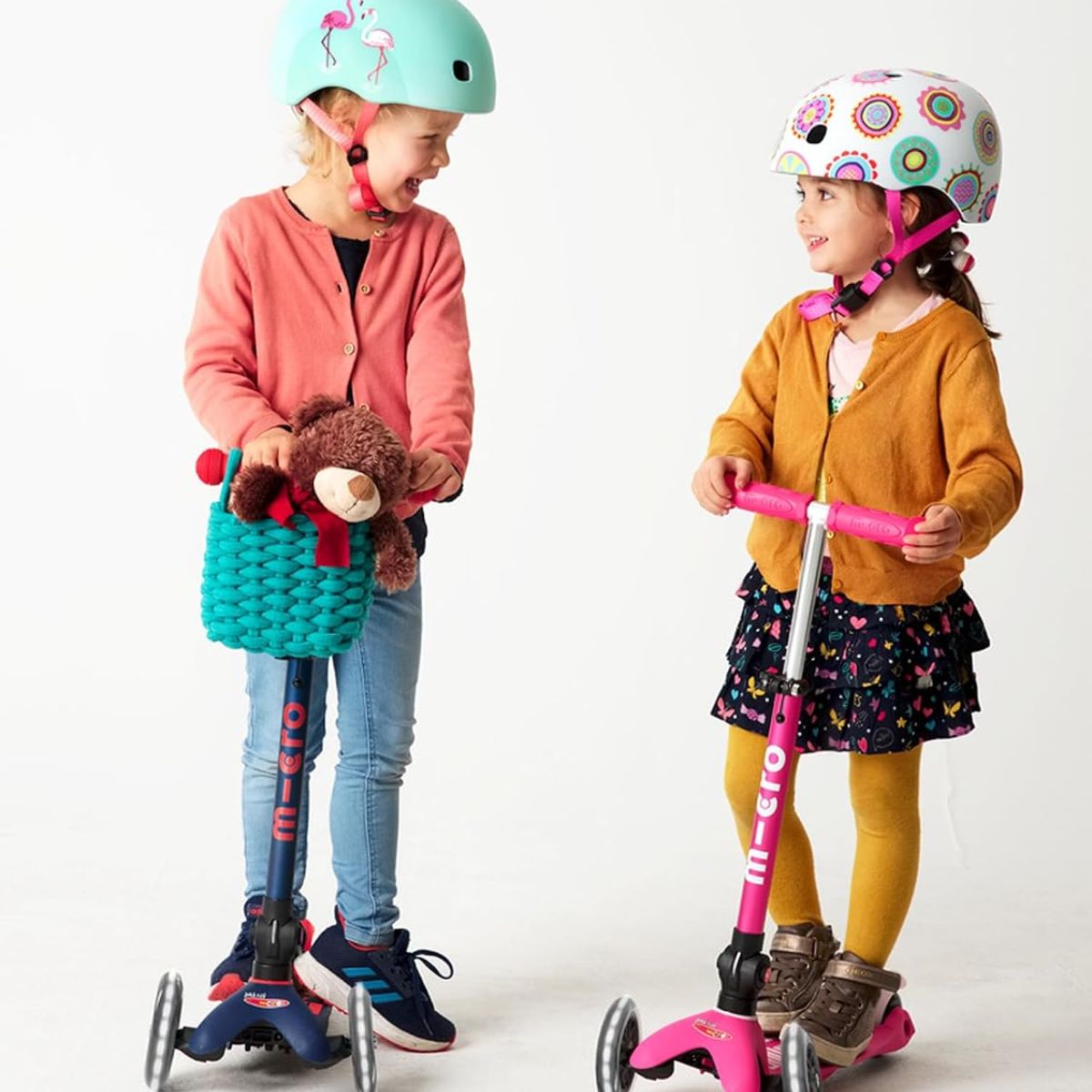 Patinete Infantil Micro Mini Foldable LED Pink

 - Grows with Your Child