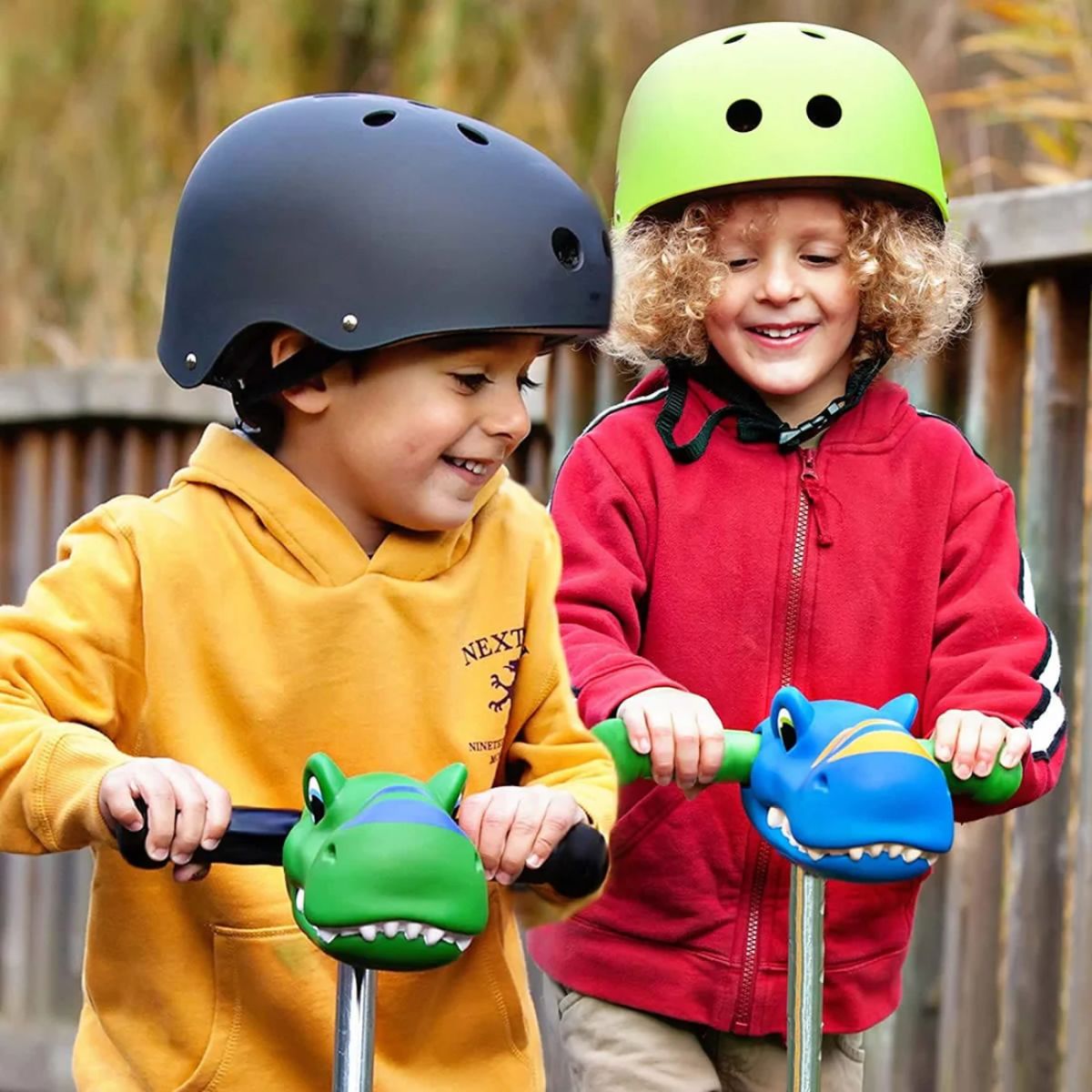 Acessório Para Patinete Infantil Micro Kickboard Scootaheadz Dino Blue

 - Compatible with Micro Scooters